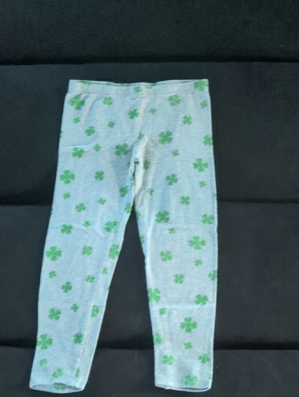 Girls Gray Leggings with Green Clover Print